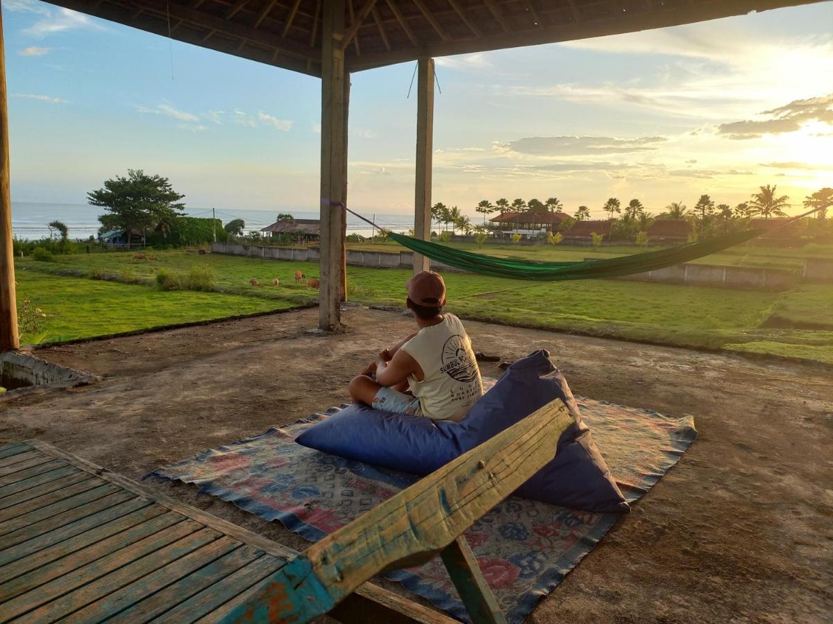 The Nyamo Surf & Stay Pulukan Eksteriør bilde