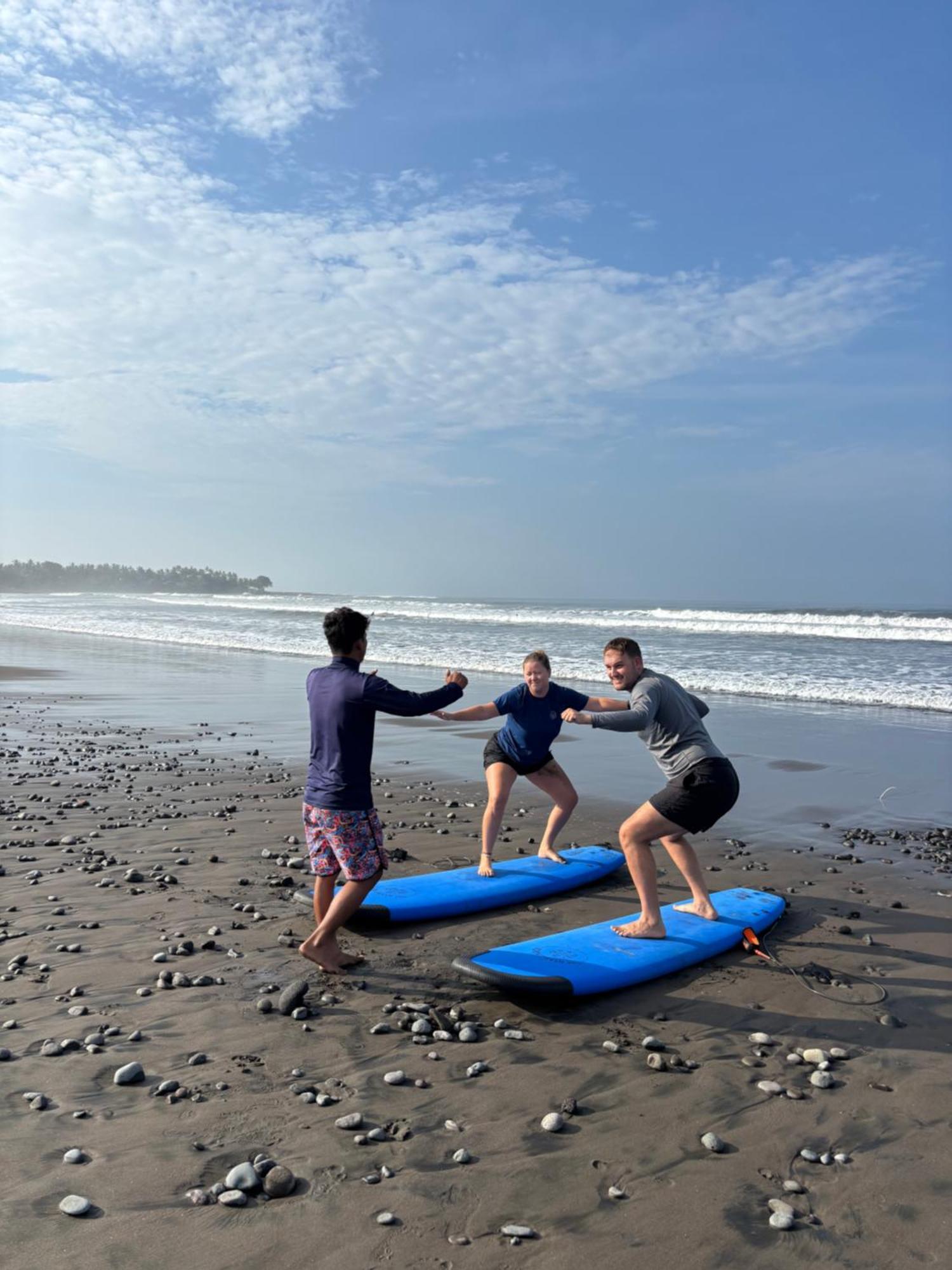 The Nyamo Surf & Stay Pulukan Eksteriør bilde