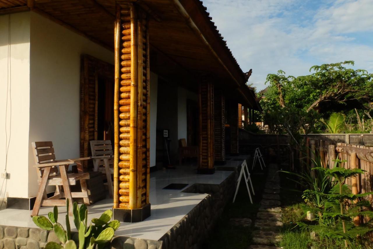 The Nyamo Surf & Stay Pulukan Eksteriør bilde